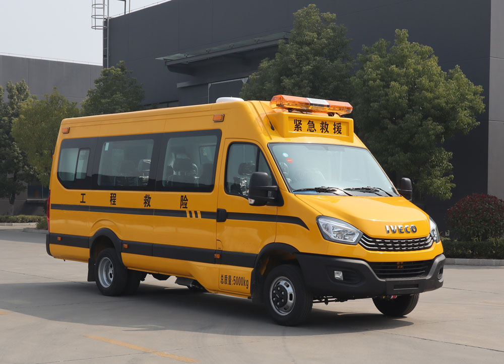 依維柯載人型救險車