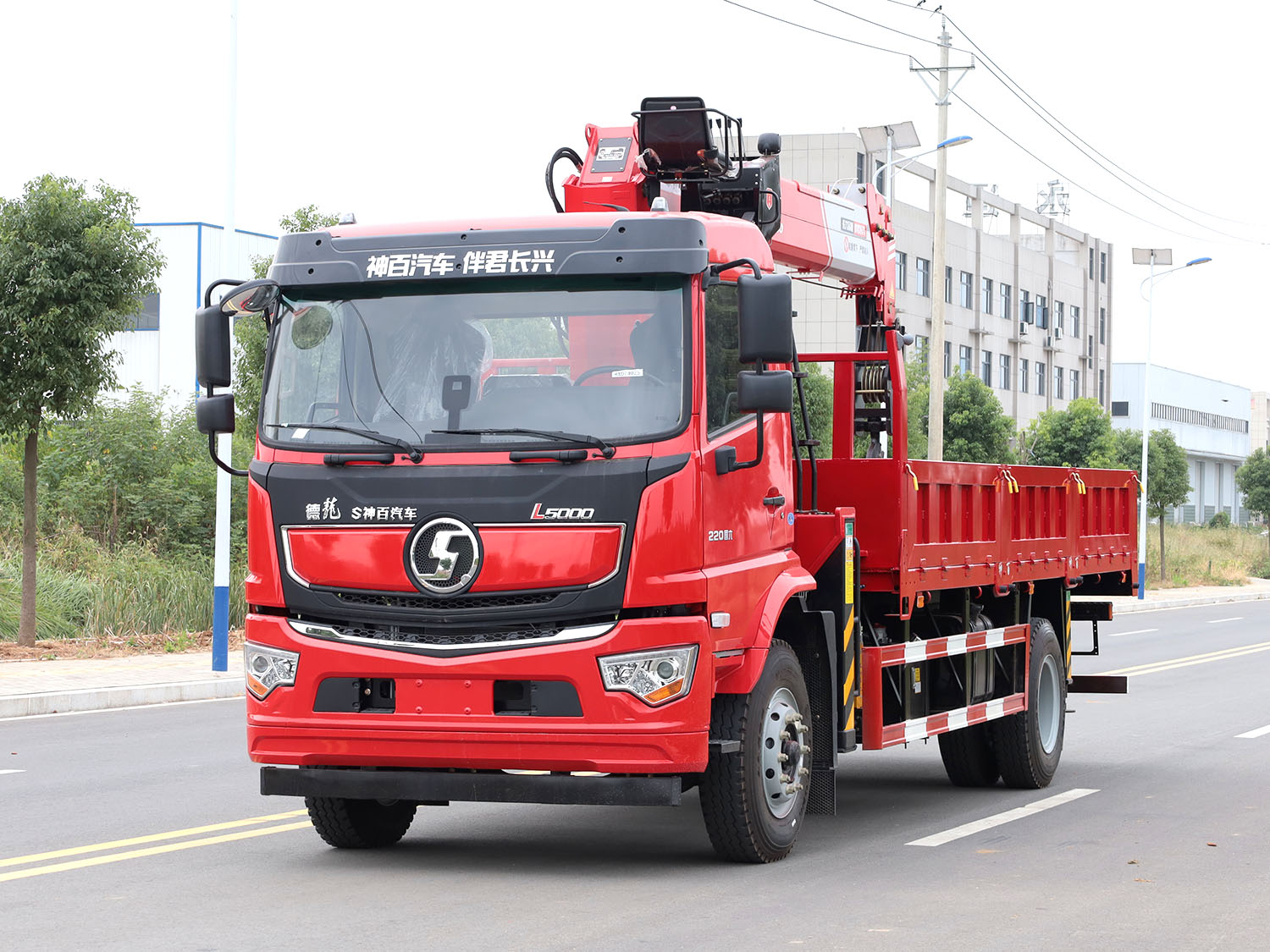 陜汽德龍L5000單排上裝長(zhǎng)興發(fā)財(cái)版8噸直臂式吊機(jī)